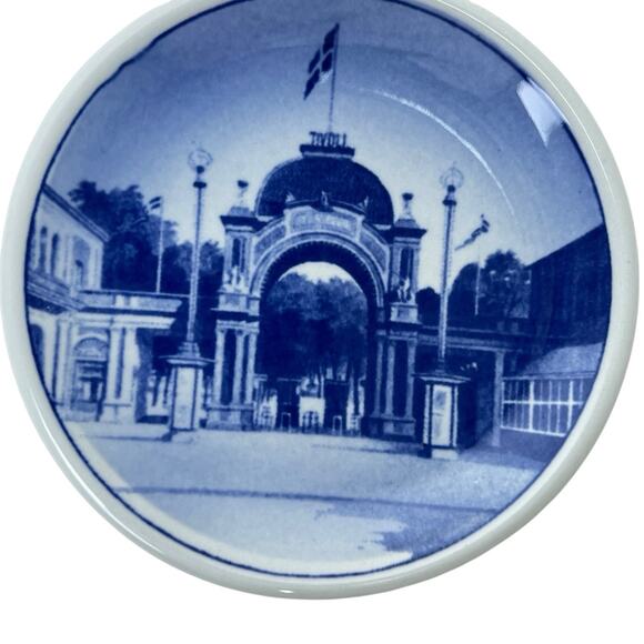 Royal Copenhagen Mini Plate Tivoli Porcelain Blue Display Wall Art 3.25 Inch - Picture 16 of 16